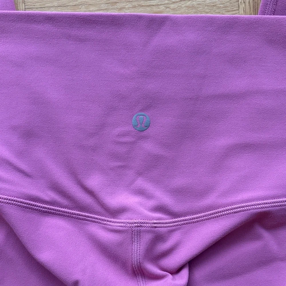 Lululemon Pink double lined Leggings - Picture 2 of 4